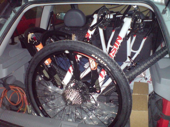 DSC01922_700.jpg ht=525