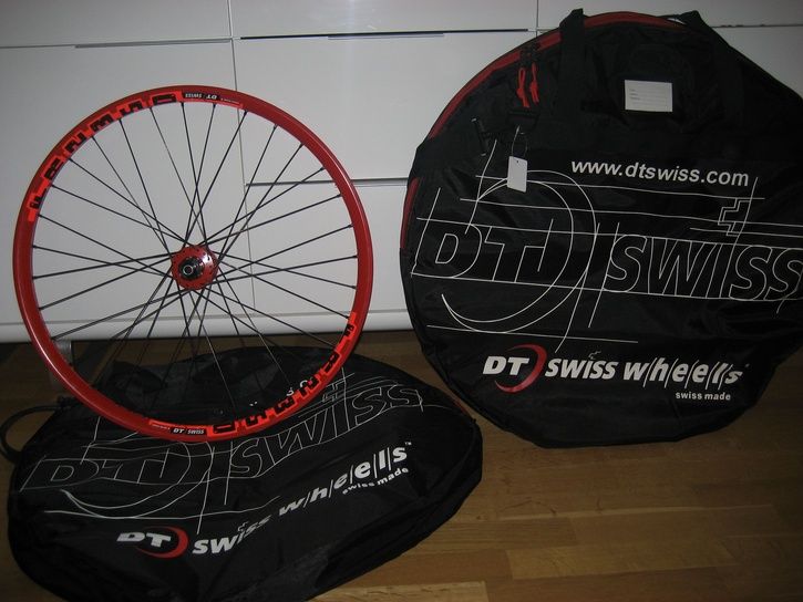 DTSWISS2350.jpg ht=544