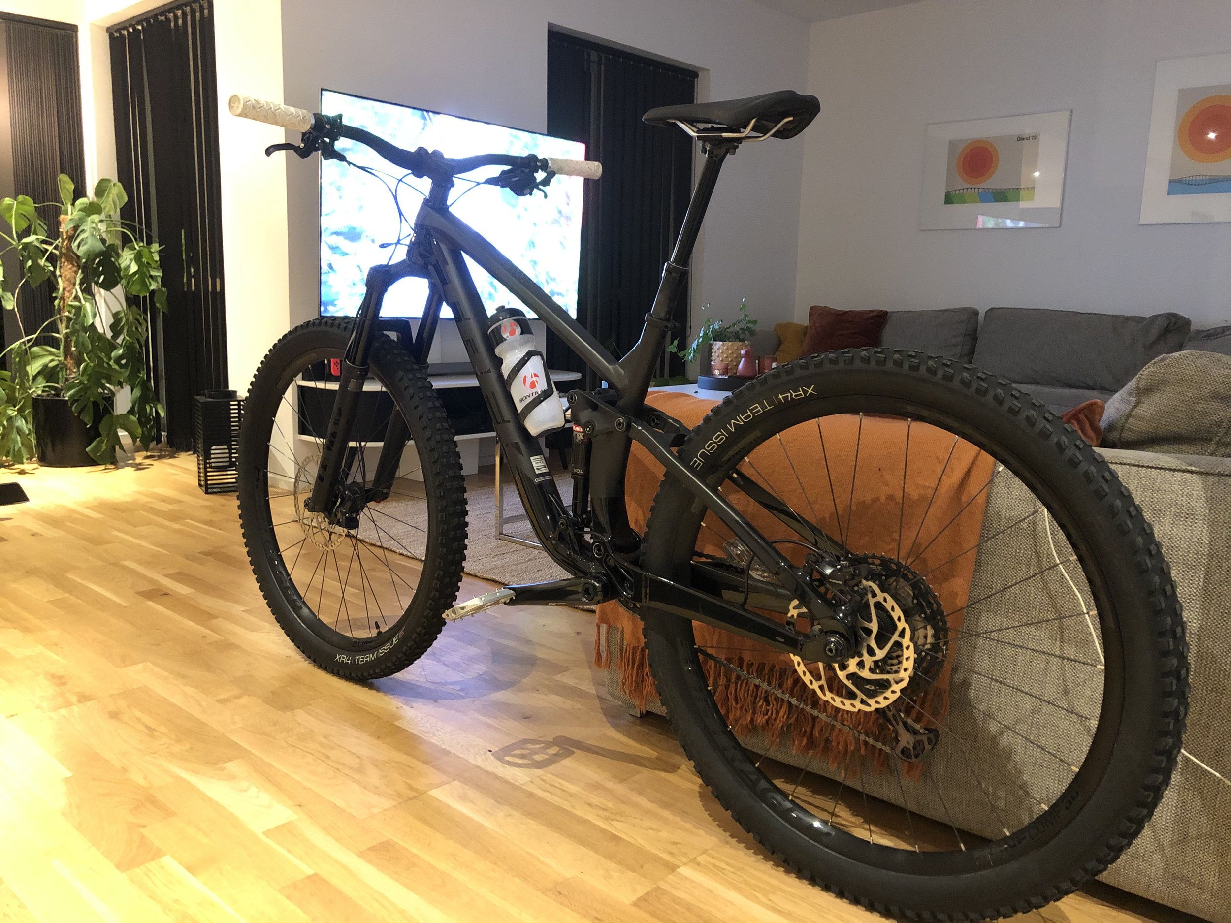 ECBAD619-0892-4C49-82A1-C2D8A24830E8.jpeg
