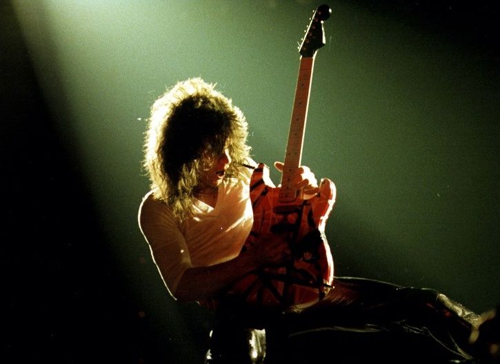 eddie-van-halen_80.jpg ht=528