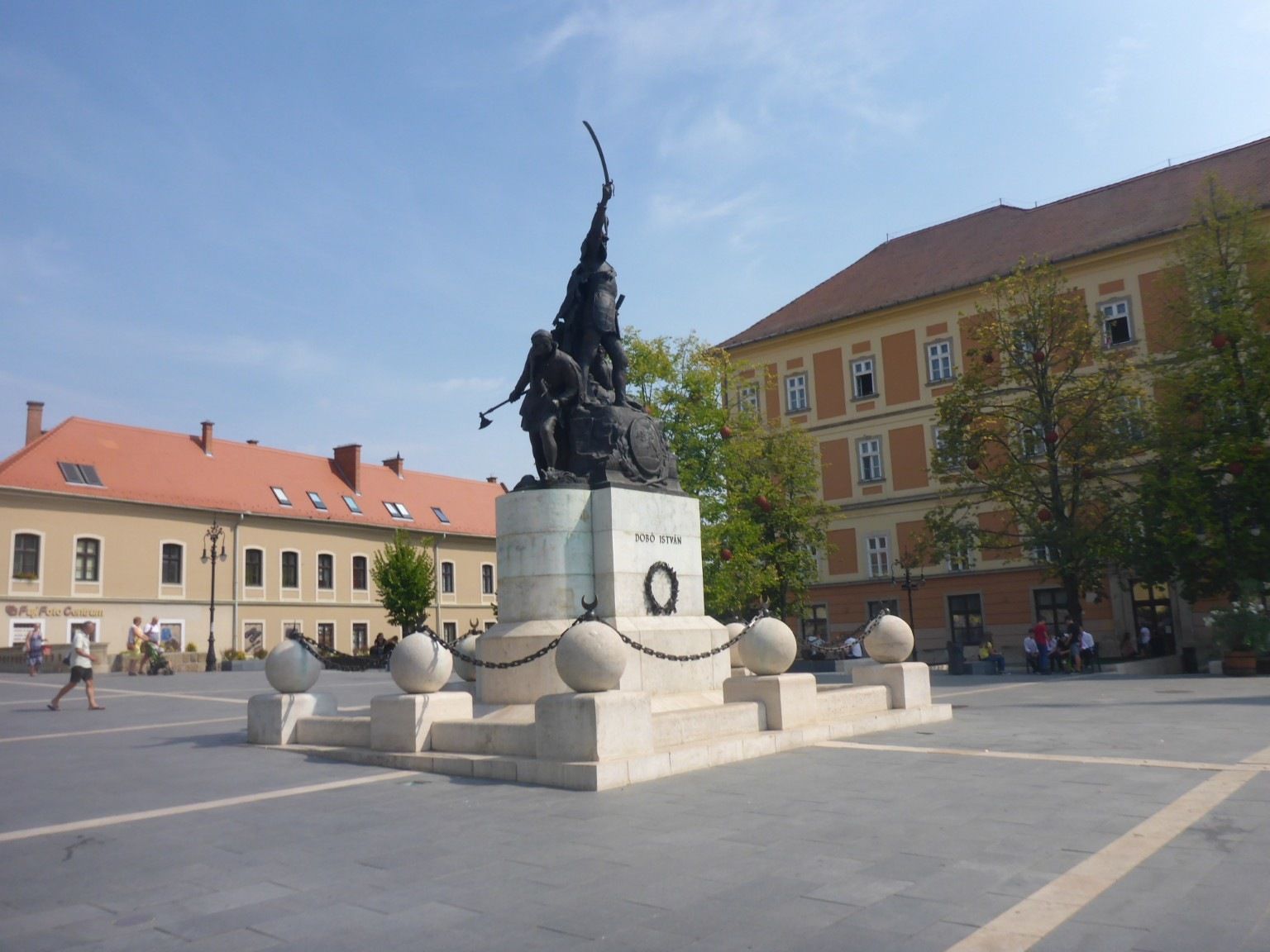 Eger1.JPG