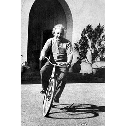 einstein_on_a_bike_smiling.jpg ht=500
