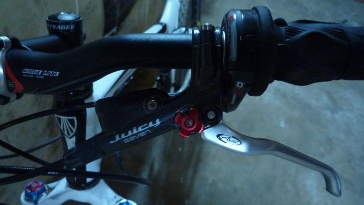 fuel.ex9.handlebar.jpg ht=409