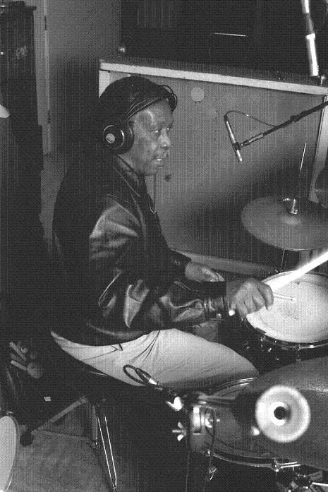 funkydrummer.jpg ht=697