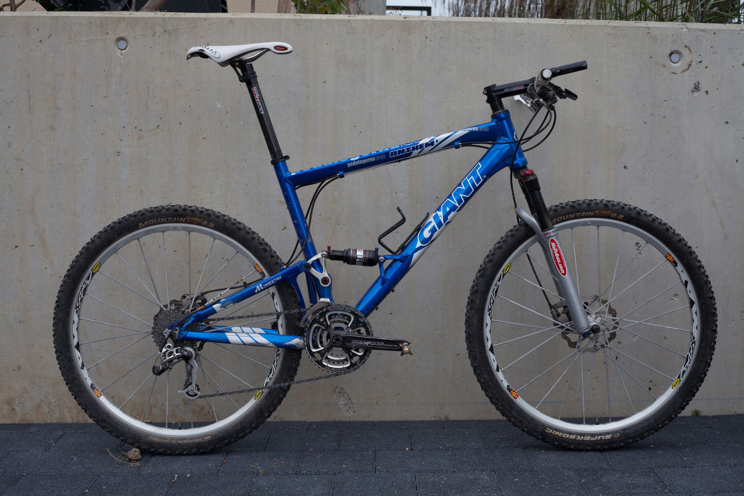 Giant 2006-1.jpg
