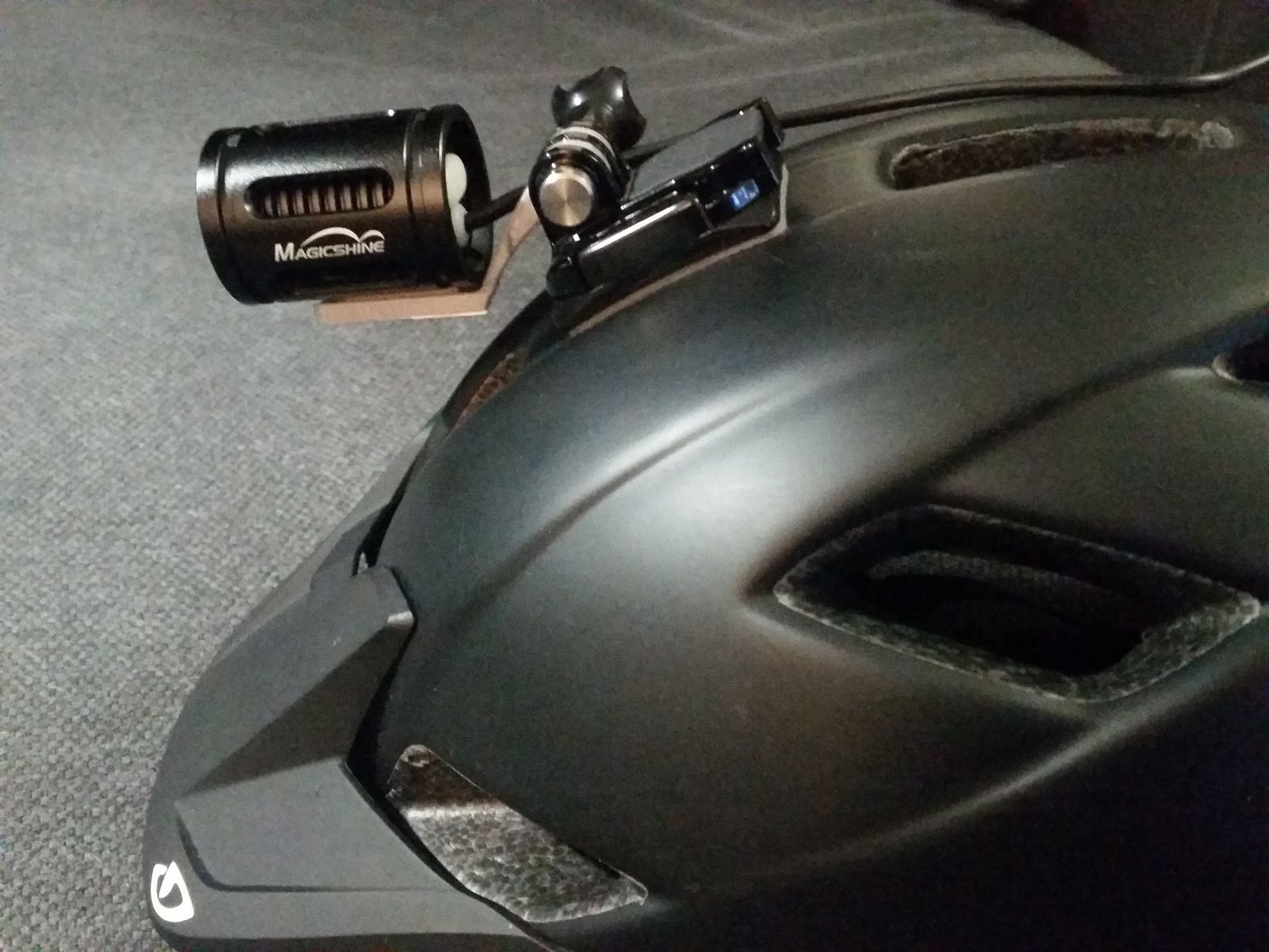 Gopro-mount.jpg