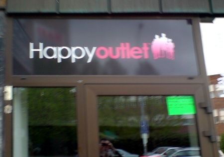 happyoutlet.jpg ht=315
