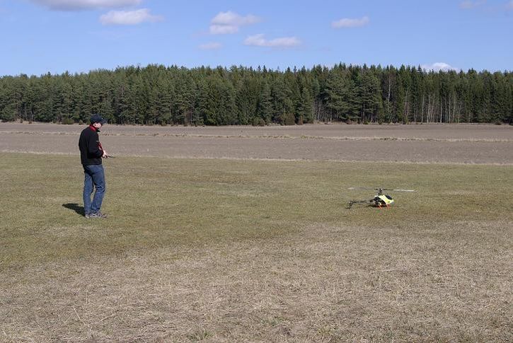 heli.JPG ht=485