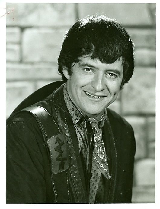 Henry-Darrow.jpg