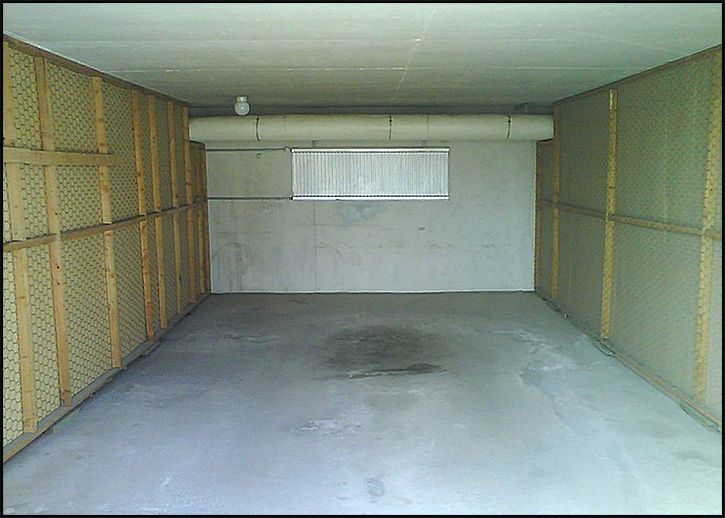 hmtb_Garage_DSC00105.JPG ht=518