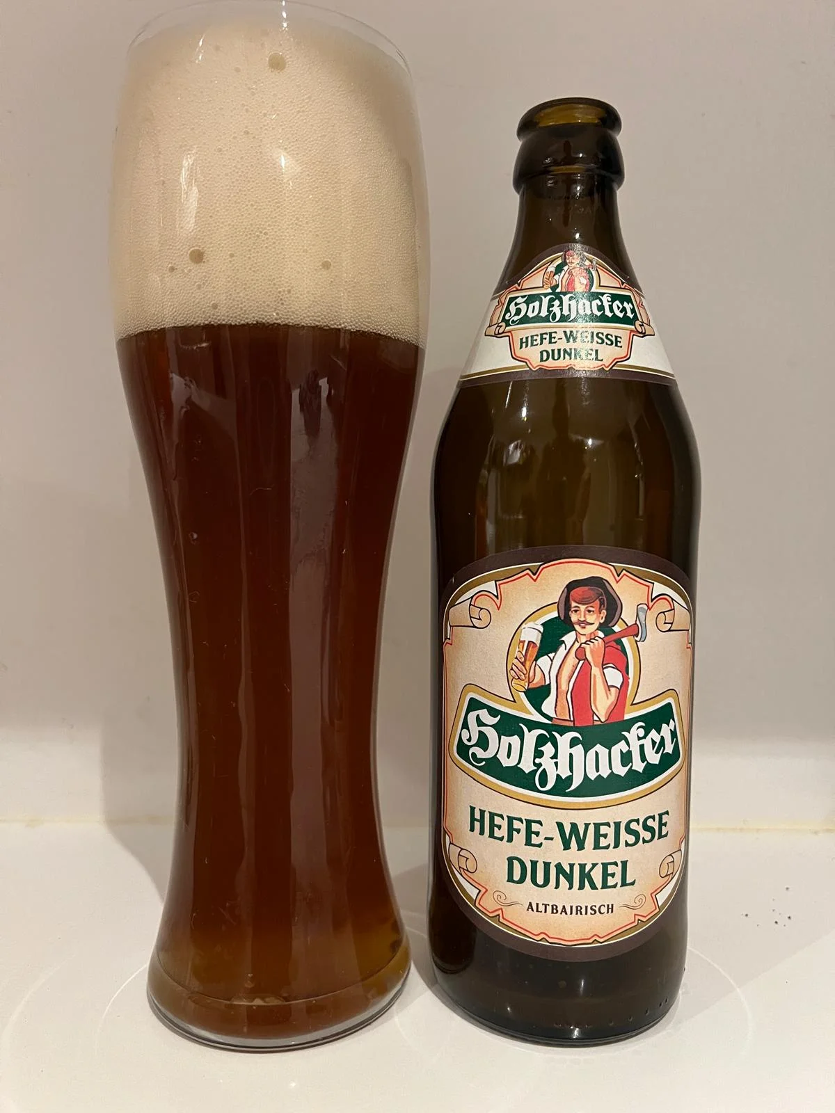 HOLZHACKER HEFE WEIZE DUNKEL.webp
