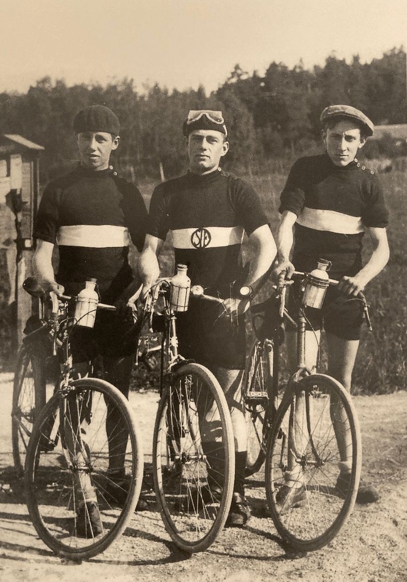 Huddinge Stuvsta cykelklubb 1930.jpg