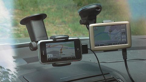 iphone-sat-nav.jpg ht=270