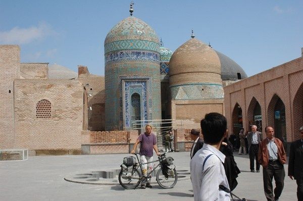 iran2.JPG ht=399