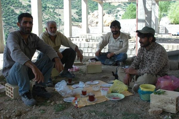 iran30.JPG ht=399