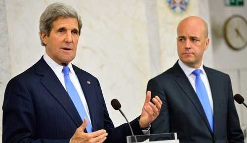 John-Kerry-Fredrik-Reinfeldt-500.jpg