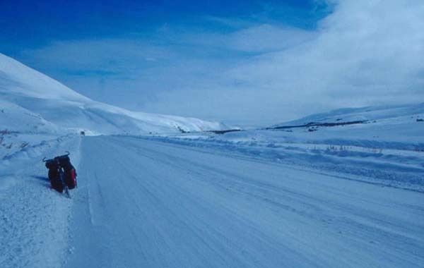 kaz_2003_02.jpg ht=380