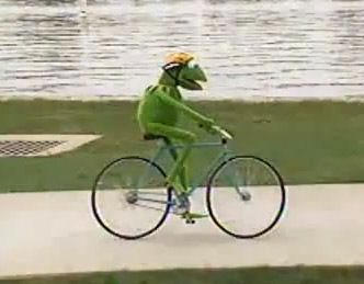 Kermit_bike_Muppets_on_Wheels.jpg