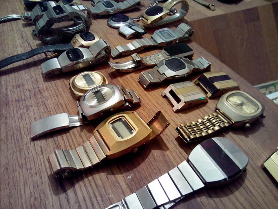 led748297837.jpg
