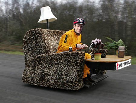 m_racing-sofa.jpg ht=342