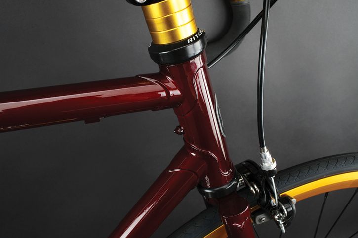 masispeciale_fixed_ultimate_maroon_5.jpg ht=483