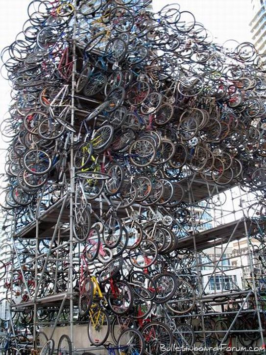 massivebikerack_700_bulletinboardforum_com.jpg ht=725