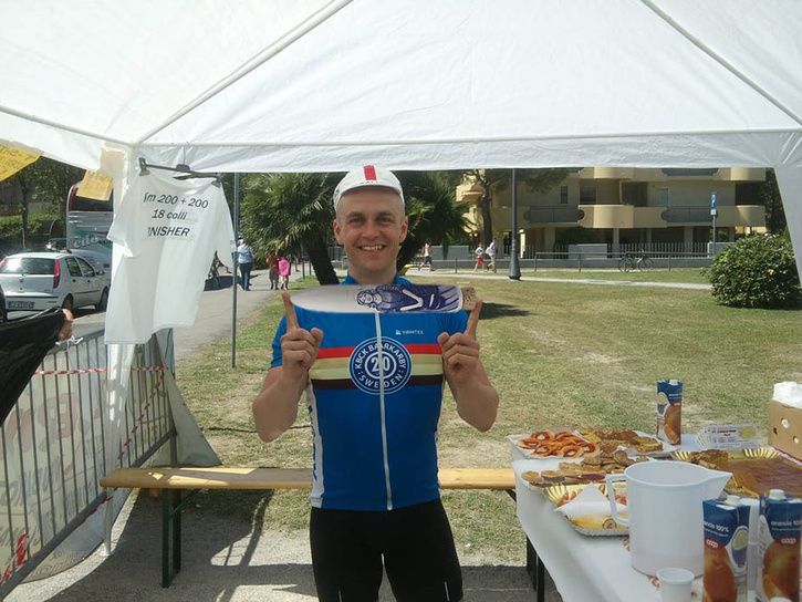 mollo-toy.JPG ht=544