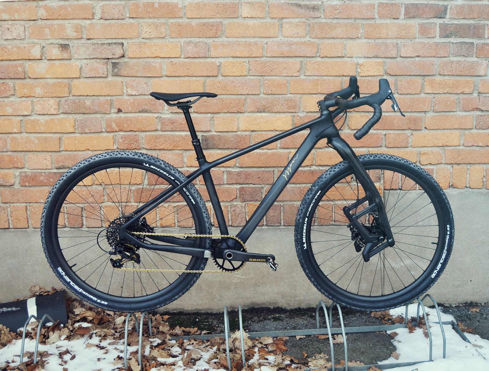 MonstercrossGsson.jpg
