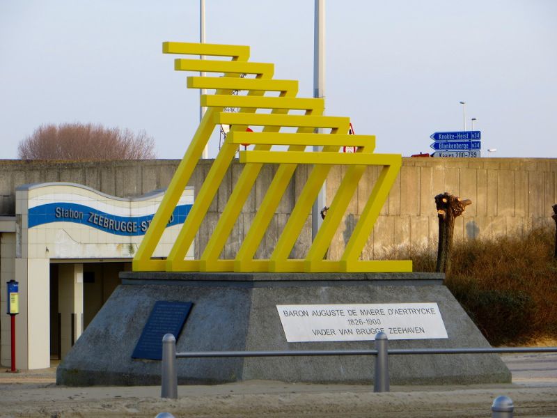 monument1.JPG