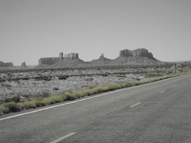 monument_valley_bw.jpg ht=544