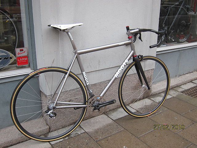 mootsbuild.jpg ht=480