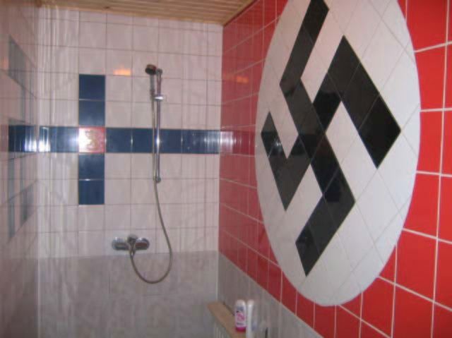 nazi_bathroom.jpg ht=479