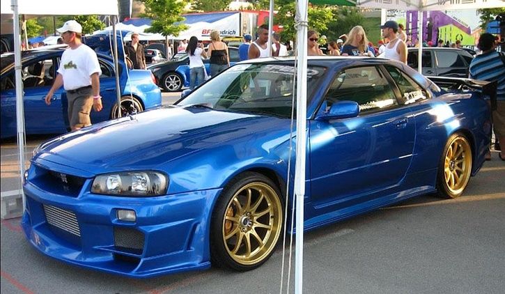 nissan_skyline.jpg ht=422