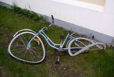 normal_BrokenBicycle.jpg ht=272