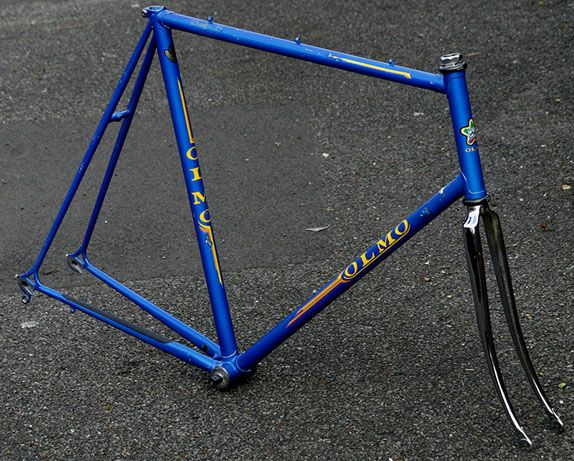 Olmo-blue-happy.jpg ht=461