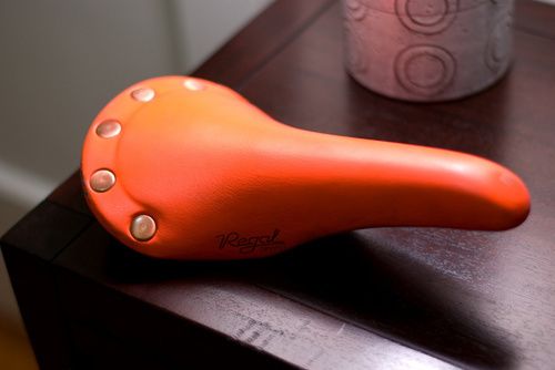 orangesadel.jpg ht=334