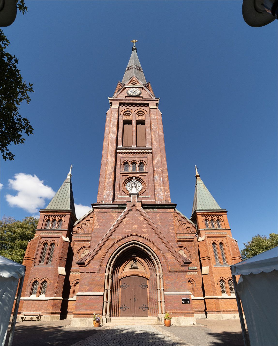 Örgryte Nya Kyrka.jpg