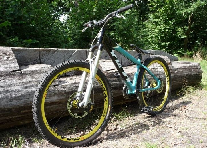 P1000041b.jpg ht=519