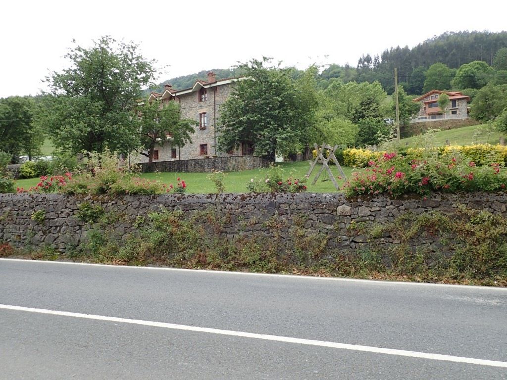 P5270045Medium.jpg