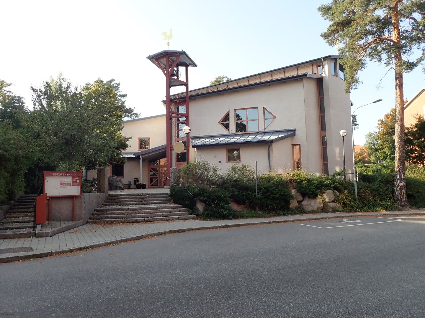 P9273728 (Large).jpeg