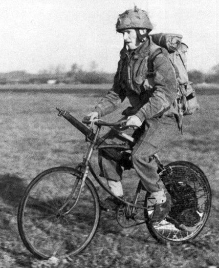 PARA_CYCLEMASTER_05-448x549.jpg