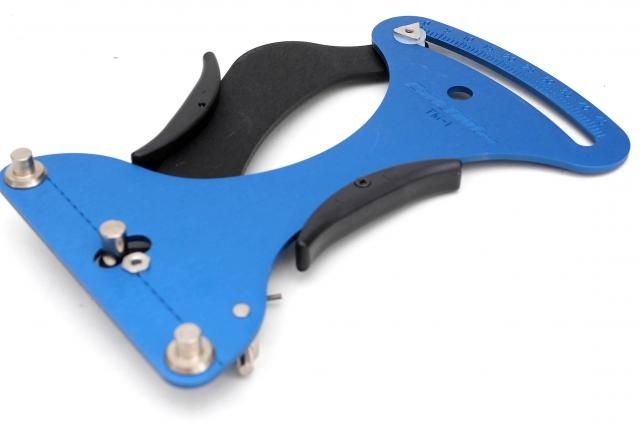 ParkToolTM1spoketensiongauge.jpg