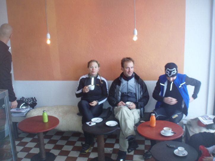 PB100450.JPG ht=544