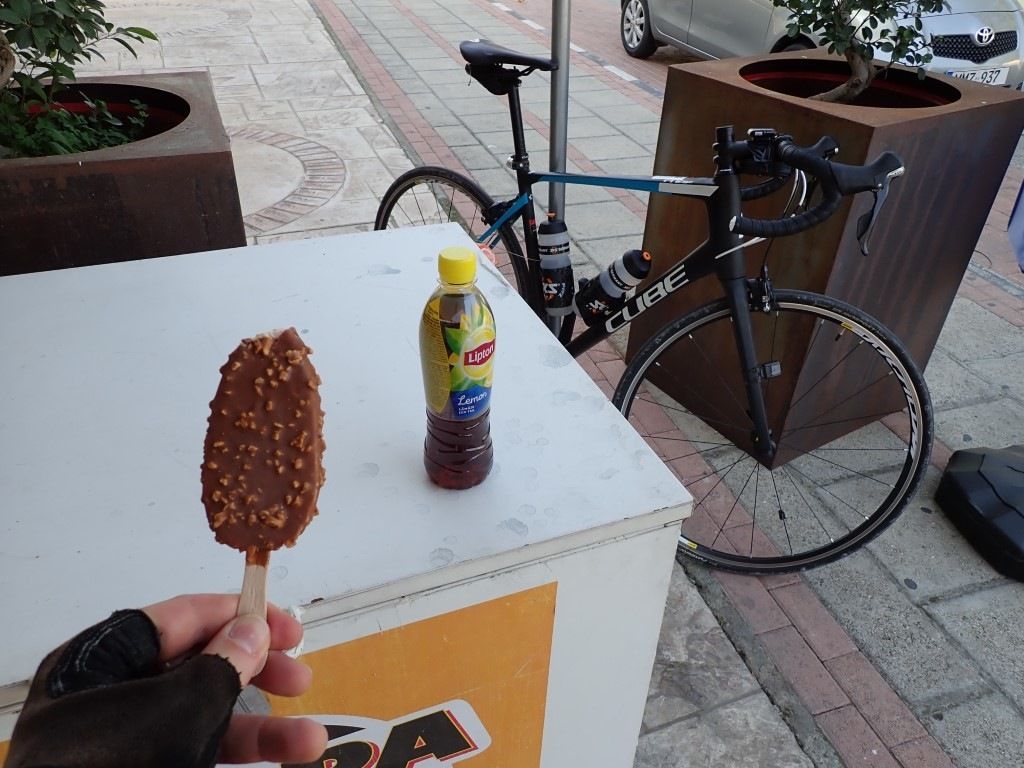 PB131489Medium.jpeg