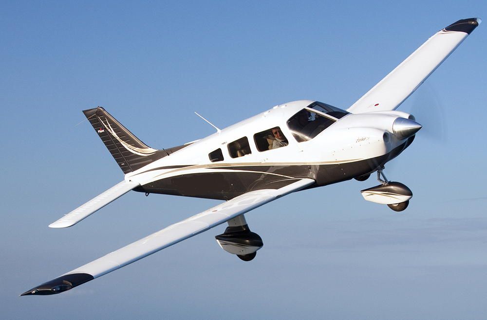 piper_pa-28_cherokee.jpg