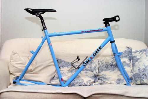 pompsoffa.jpg ht=333