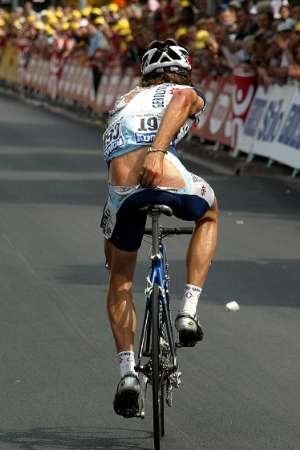 pro-cyclist-ass.jpg ht=450