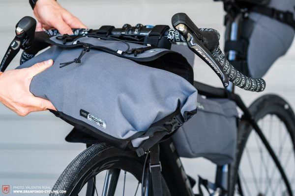 PROhandlebarbag.jpg