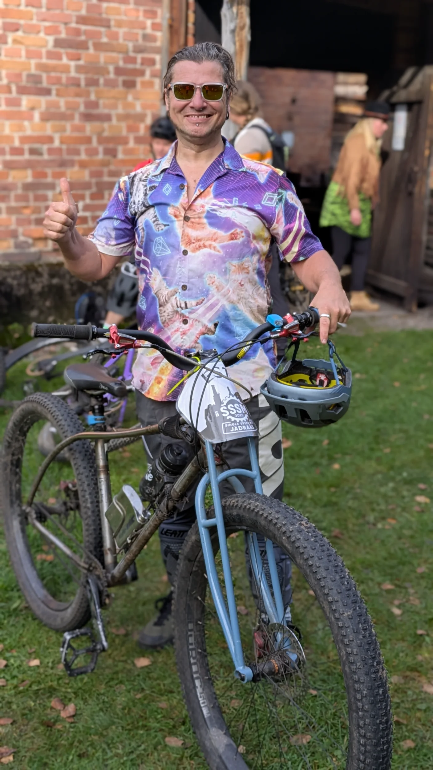 PXL_20250927_122146944.PORTRAIT.webp