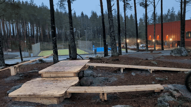 PXL_20251207_135500405.gif